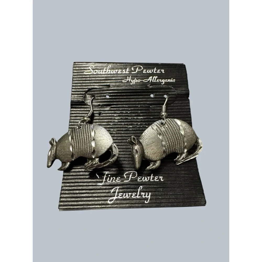 Southwest‎ Pewter Armadillo Dangle Earrings 1